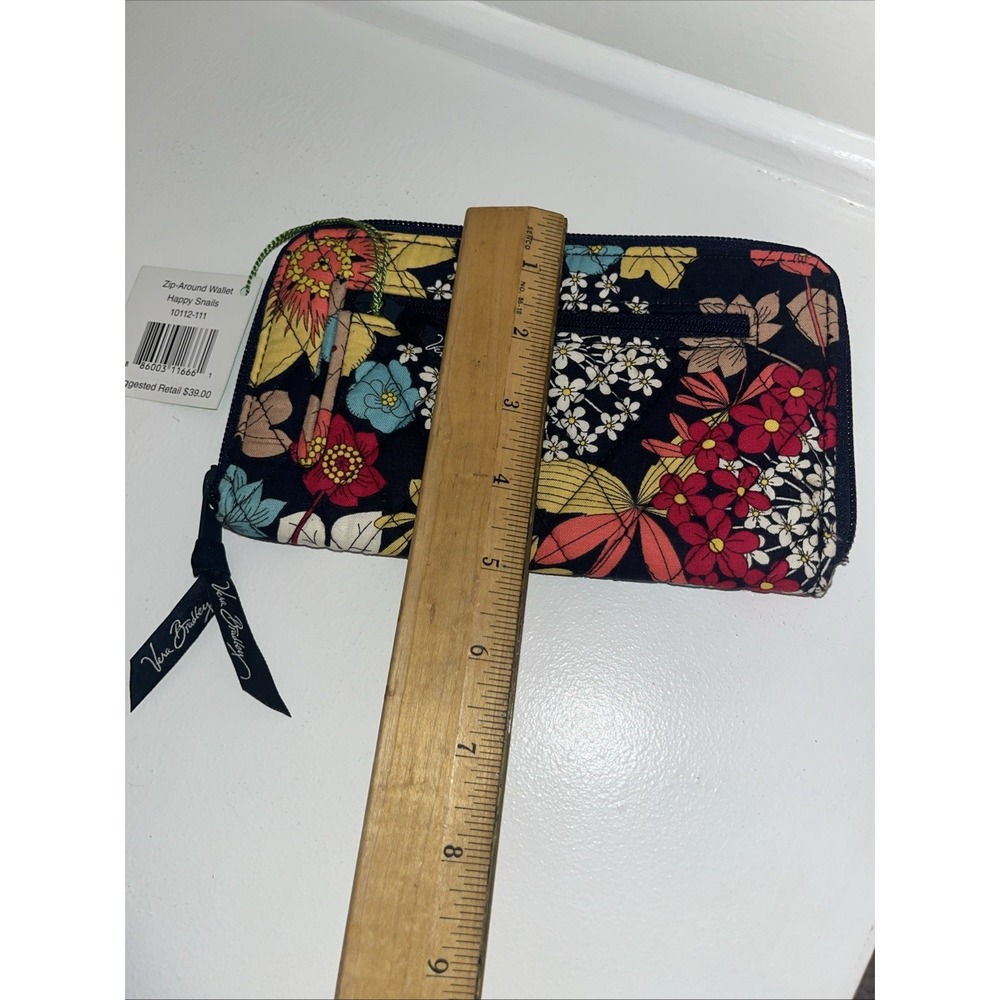New Vera Bradley Zip‎ Around Wallet, Happy Snails - Picture 6 of 6